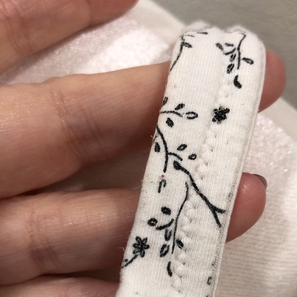 CACIQUE Plunge underwire molded cup bra. Size 44DD - Picture 3 of 10